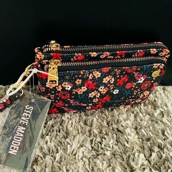 NWT Steve Madden Trell Clutch - Picture 2 of 5